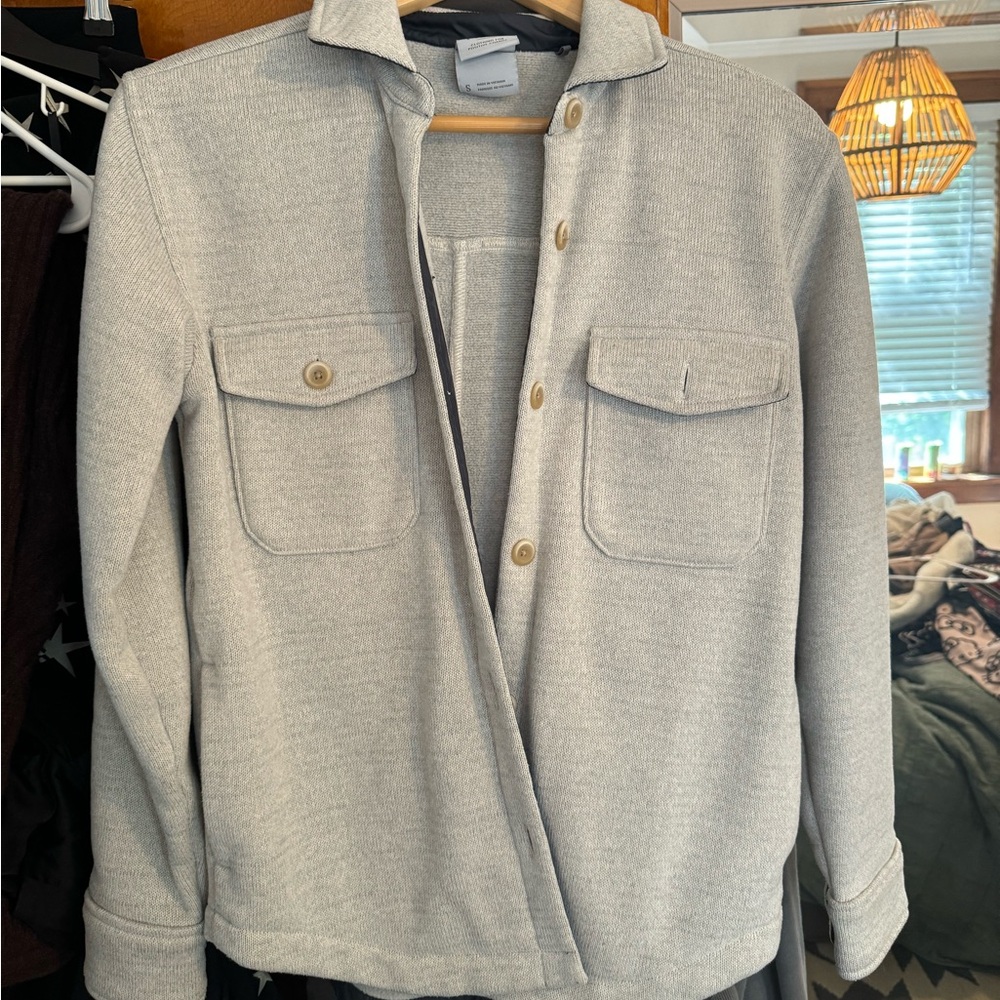 Prana shacket